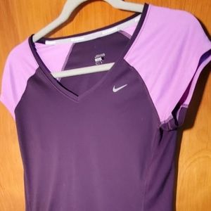 Nike better World Top Size S